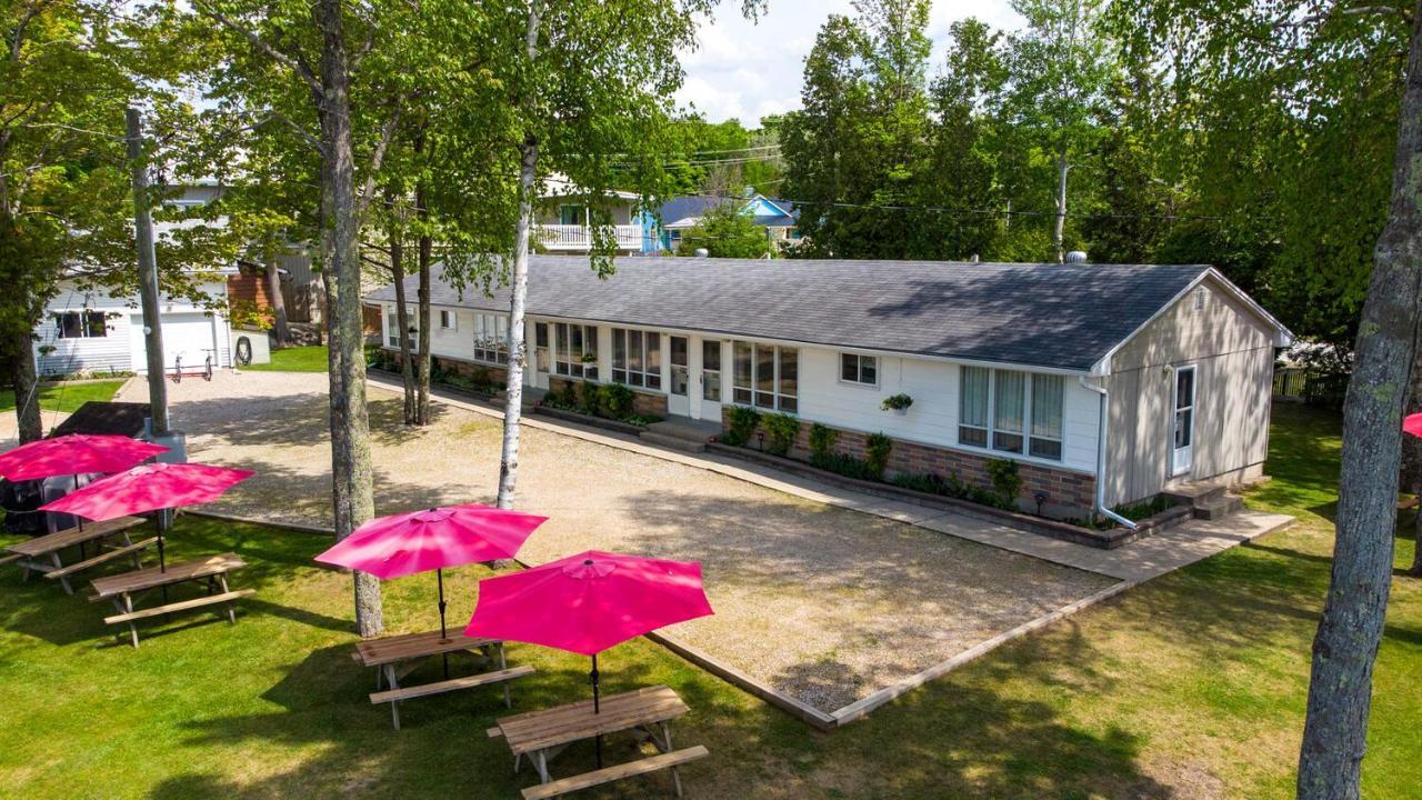 Bel Air Cottages And Motel Sauble Beach Eksteriør billede