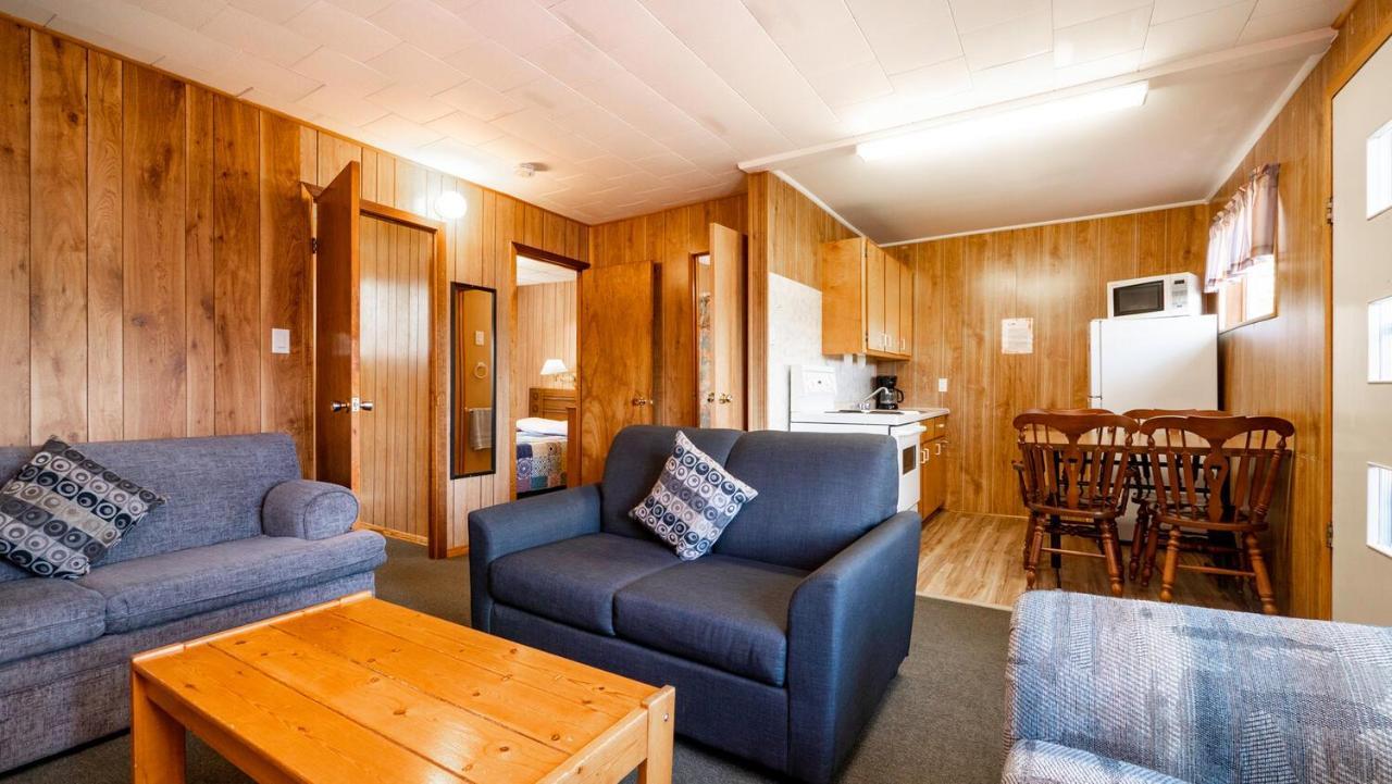 Bel Air Cottages And Motel Sauble Beach Eksteriør billede