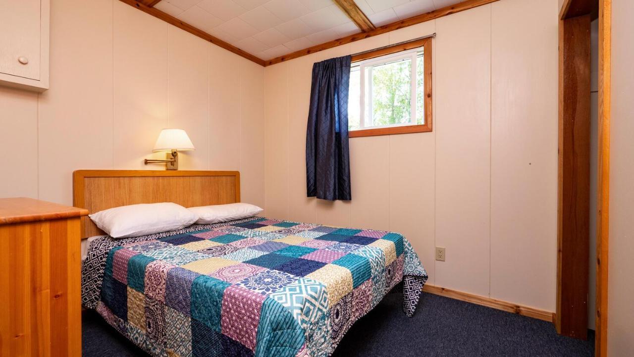 Bel Air Cottages And Motel Sauble Beach Eksteriør billede