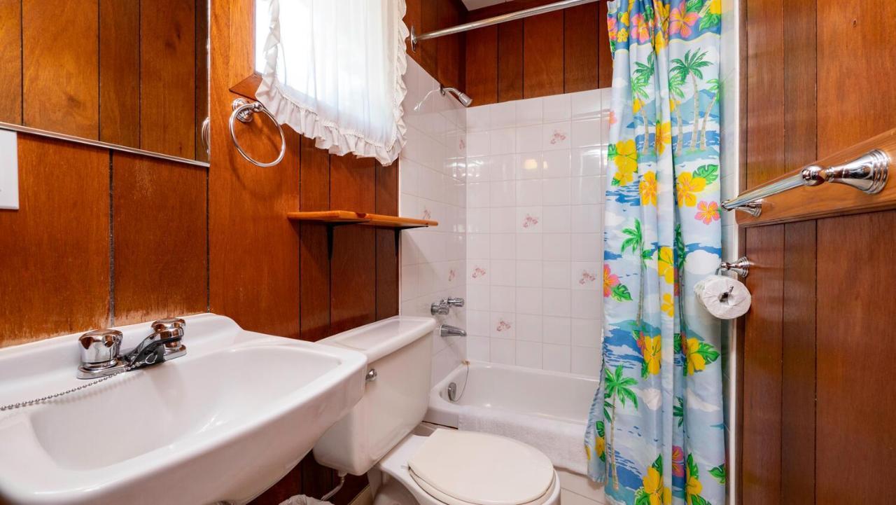Bel Air Cottages And Motel Sauble Beach Eksteriør billede