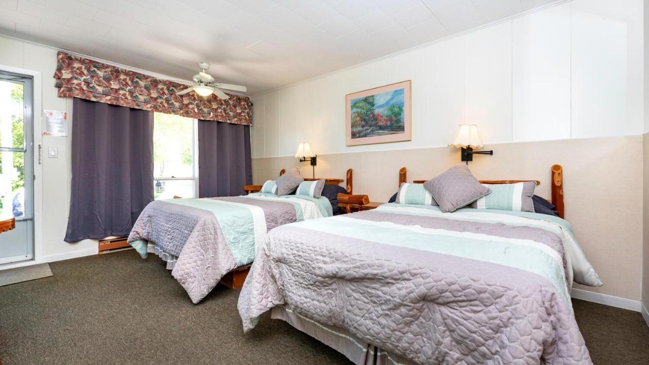 Bel Air Cottages And Motel Sauble Beach Eksteriør billede
